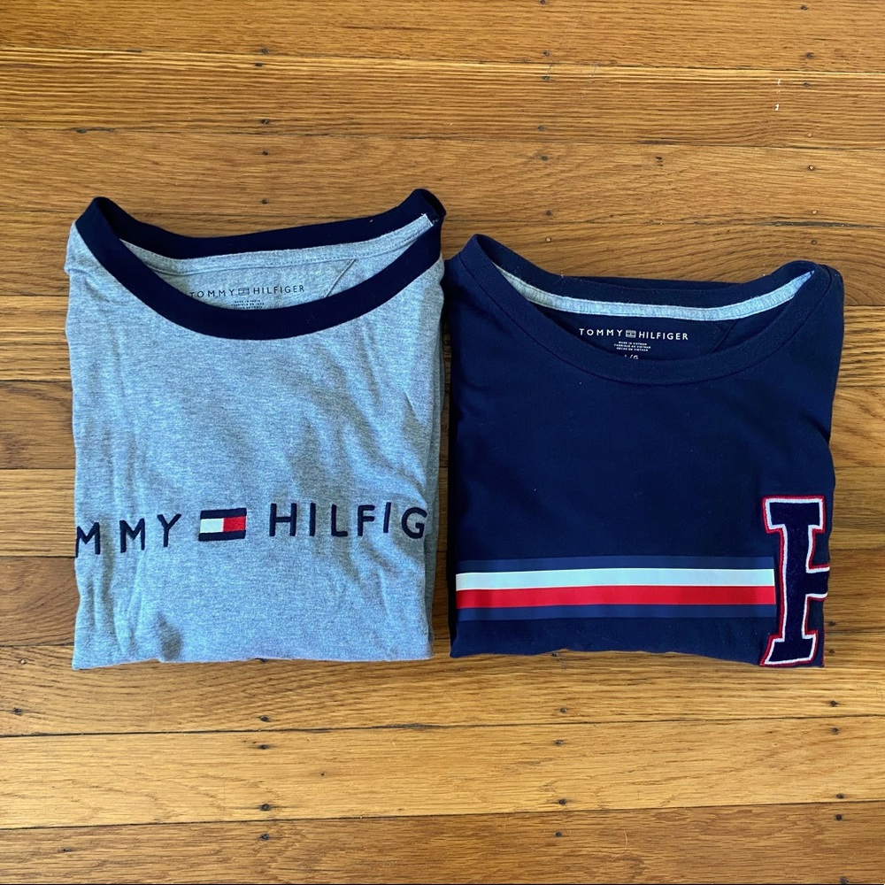 ✨BUNDLE✨ Tommy Hilfiger Unisex Large Tees